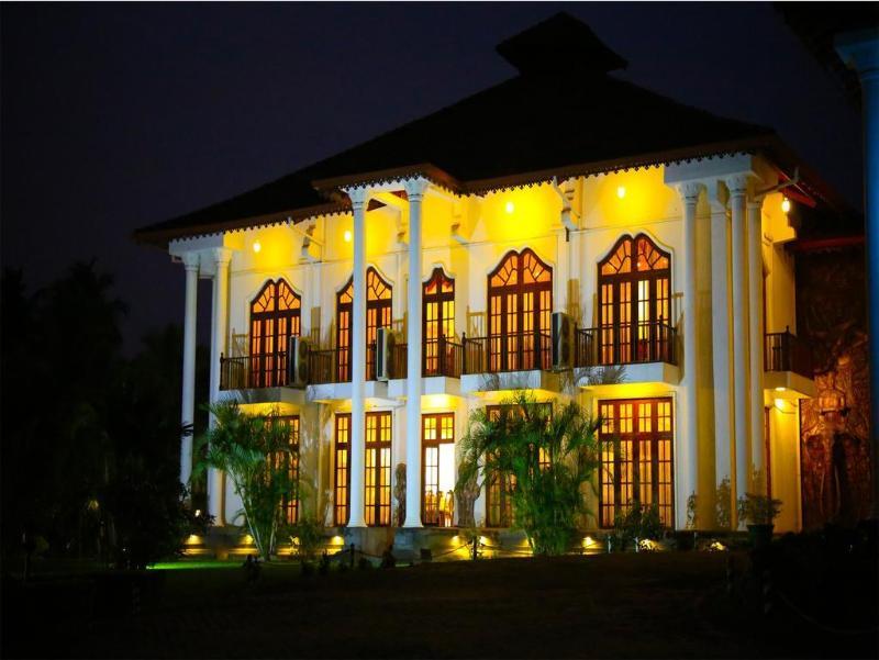 Hotel Yapahuwa Paradise Exterior foto